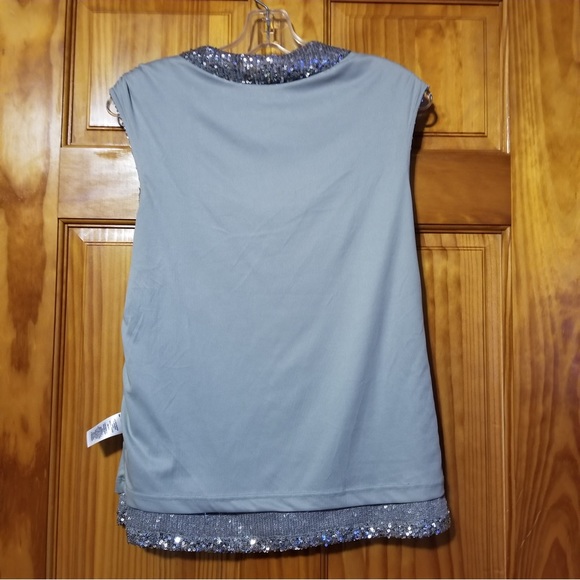 Silver sequin very sparkly top - Picture 5 of 12
